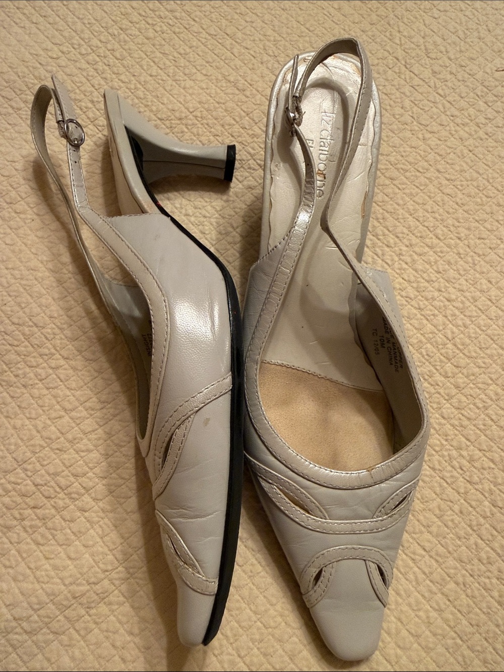 Liz Claiborne Flex Women's Ivory Slingback Heels - Classic Leather Pumps